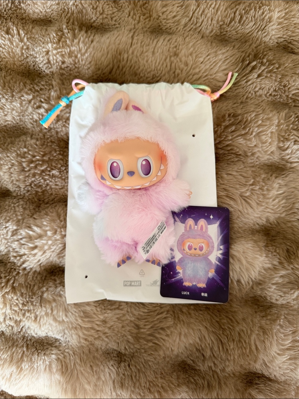 THE MONSTERS Big into Energy Series-Vinyl Plush Pendant - Luck
